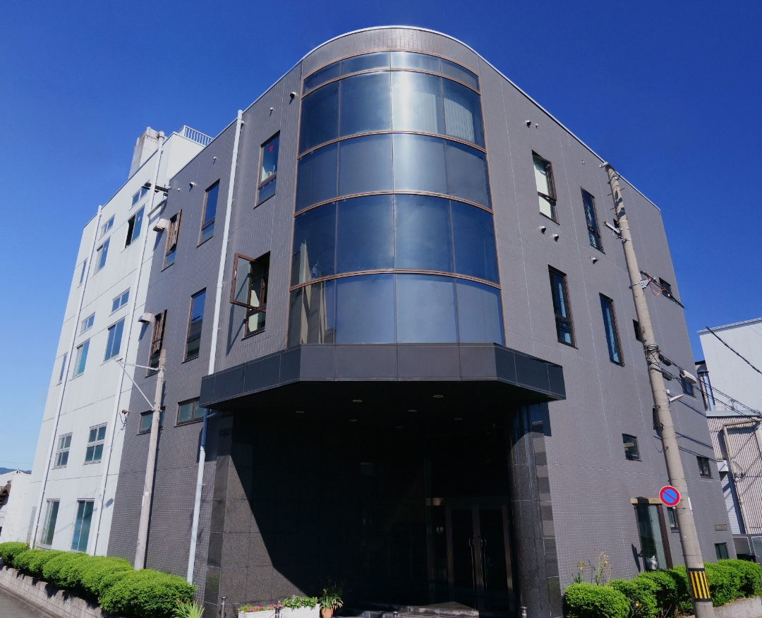 野間化学工業の社屋